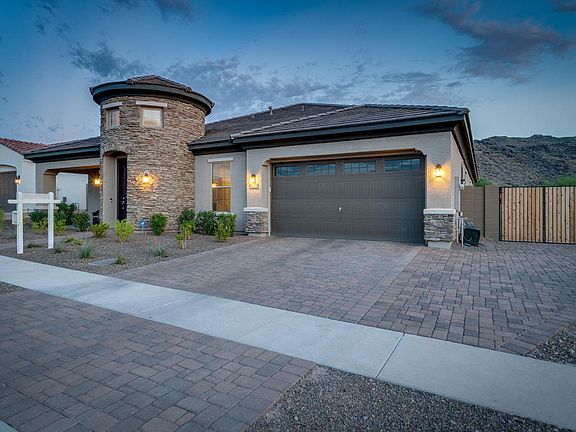3rd image of 1337 E Milada Dr