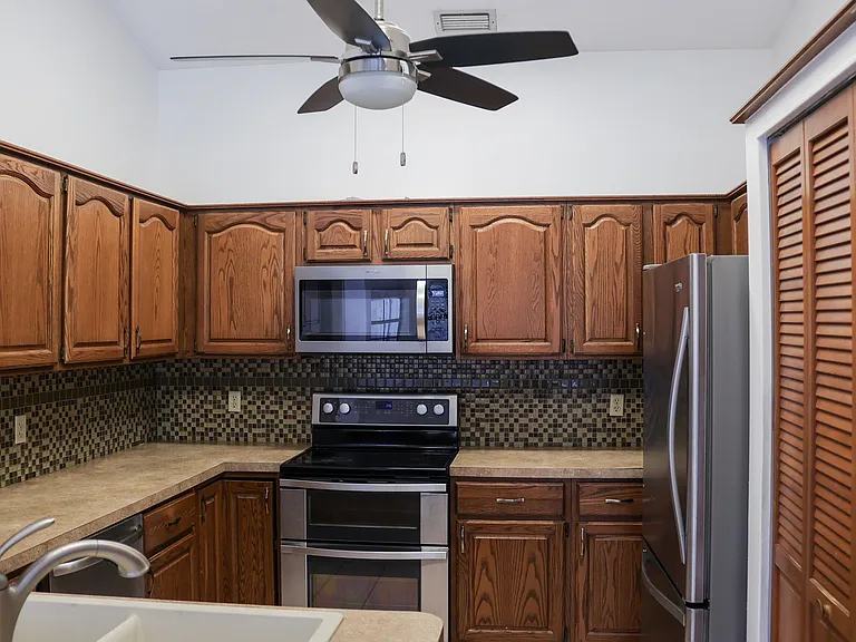 2152 Palm Crest Dr — Photo 21