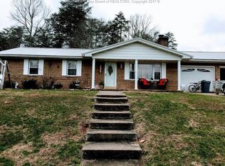 3109 Gunville Ridge Rd, Leon, WV 25123