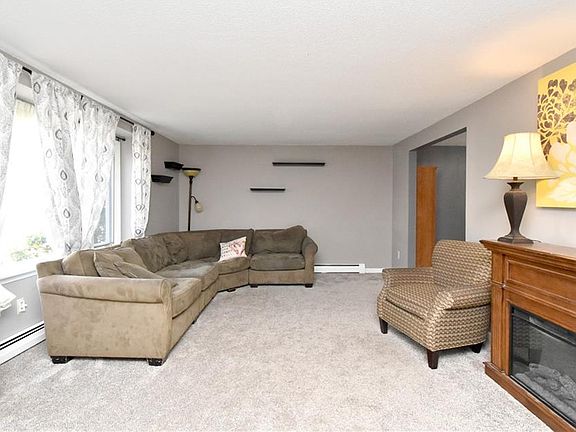 3rd image of 3339 Pleasant Ave