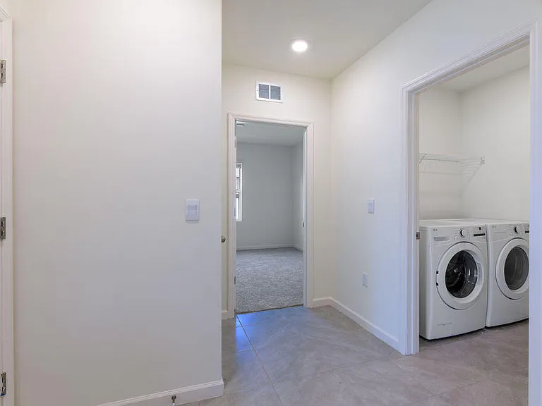 2525 SW Westfield St — Photo 18