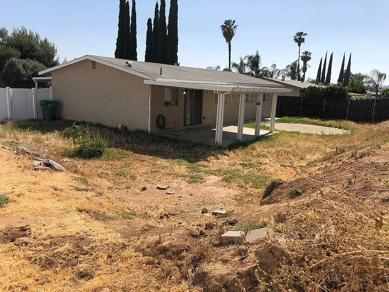24178 Groven Ln — Photo 15