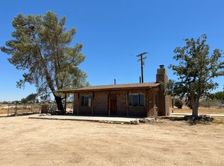 22880 Via Viento Rd, Apple Valley, CA 92308