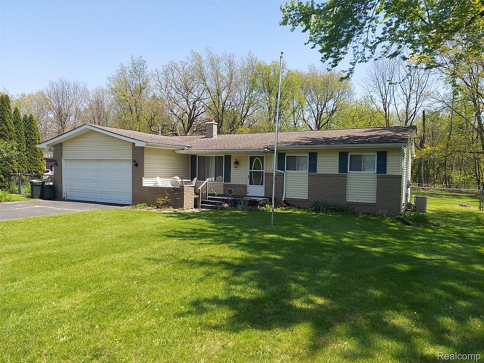 1st image of 9680 Bloom Hill Dr