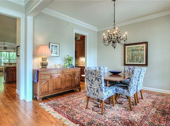 4th image of 108 Saint Giles Ct