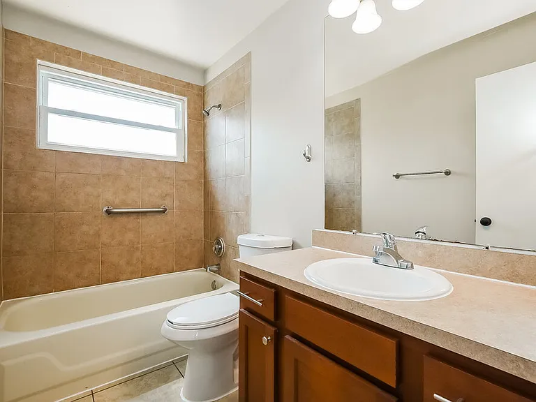 1002 Gotwalt Dr — Photo 16