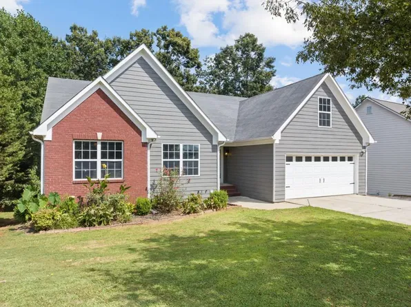 5102 Daylily Dr, Braselton, GA 30517