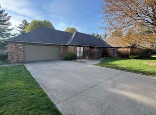 1602 S Eugene Ln, Marion, IL 62959