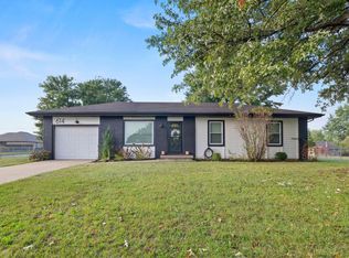 614 E Scott Wayne Dr, Nixa, MO 65714