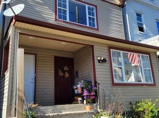 211 Benziger Ave FLOOR 2, Staten Island, NY 10301