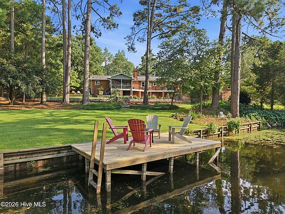3rd image of 22 Pine Lake Drive