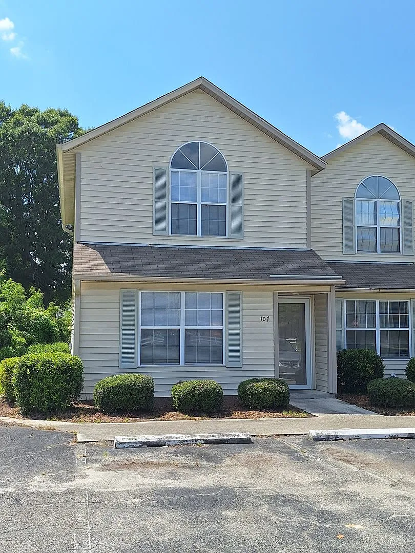 213 N. Dudley - Alan Village — Photo 1