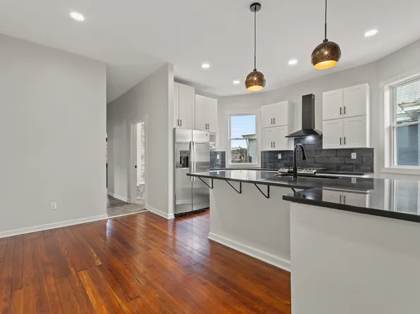 556 W 3rd St, Lexington, KY 40508