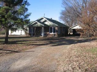 607 SE 10th St, Stigler, OK 74462
