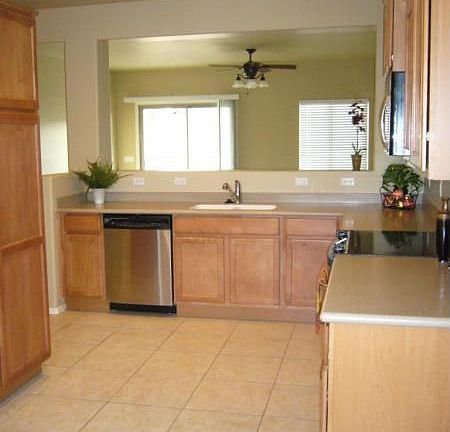 4th image of 563 E Goldmine Ln