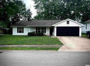 702 S Madison St, Marion, IL 62959