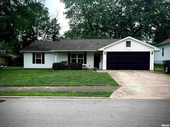702 S Madison St, Marion, IL 62959