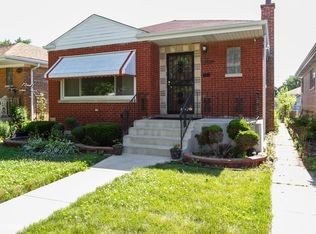 9031 S Euclid Ave, Chicago, IL 60617