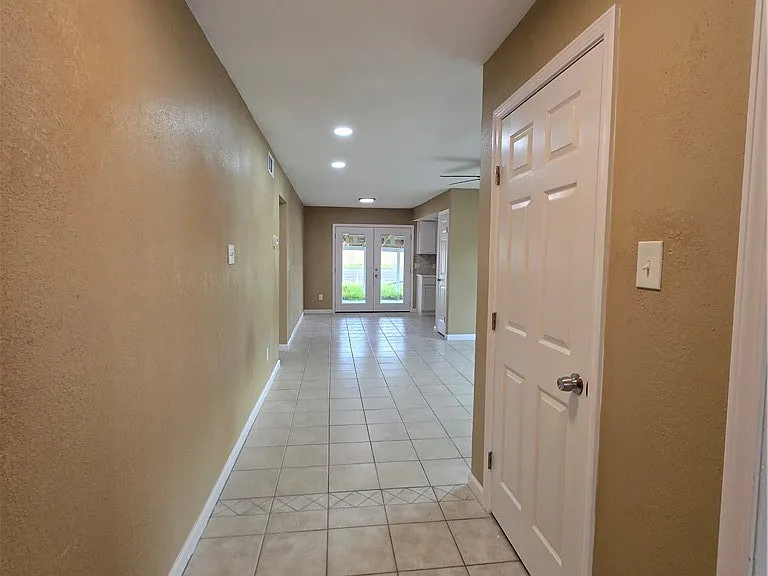 3609 La Paz Dr — Photo 6
