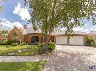 103 Darwin Cir, Lafayette, LA 70508