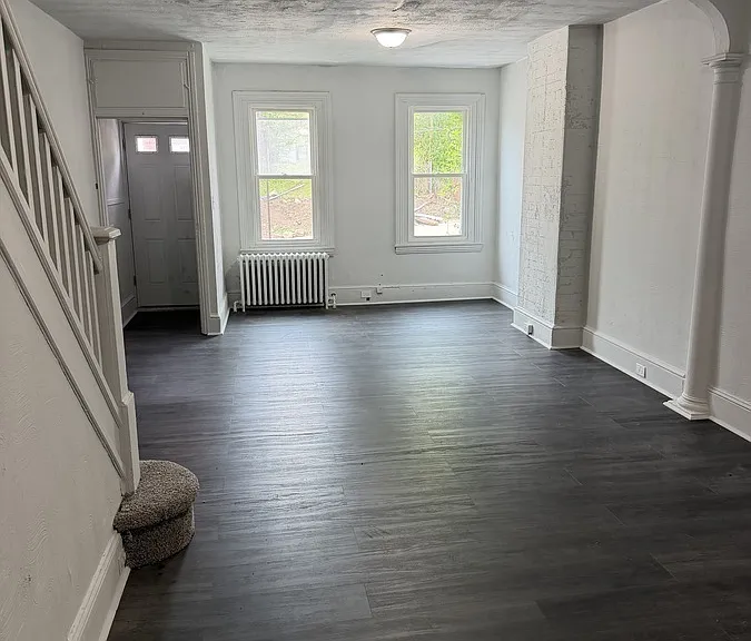802 Smith St — Photo 3