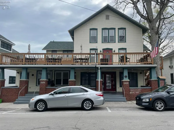 317 Maple Ave #7, Lakeside Marblehead, OH 43440