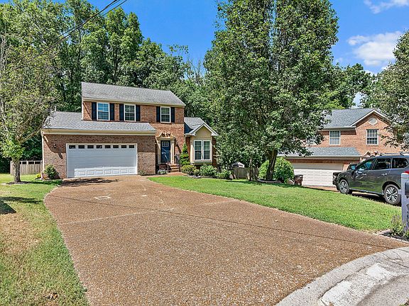 2nd image of 209 Winward Ct