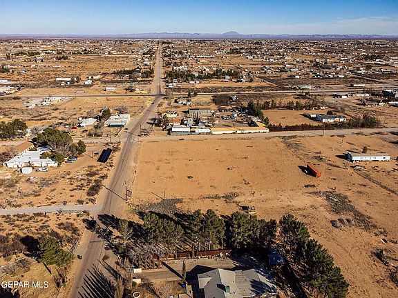 2nd image of 229 Paloma Blanca Dr