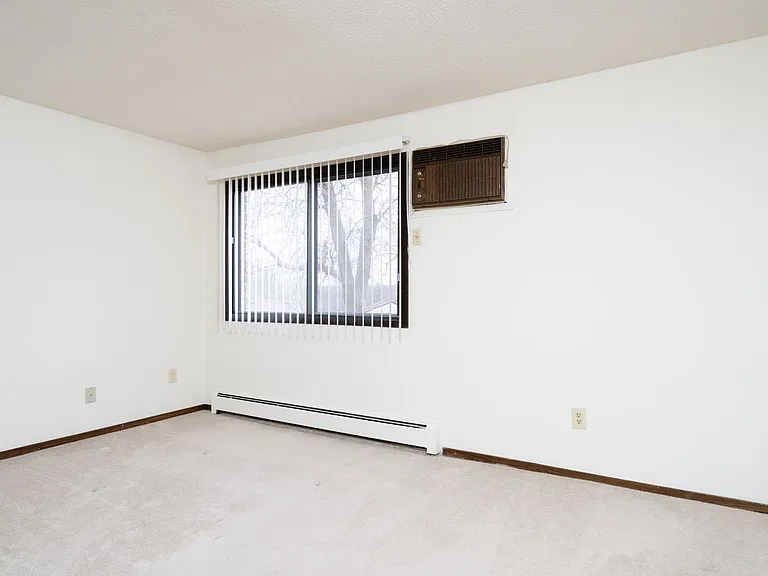 Barbary Knoll Apartments — Photo 33