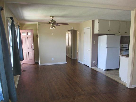 3rd image of 1209 W Central Ave