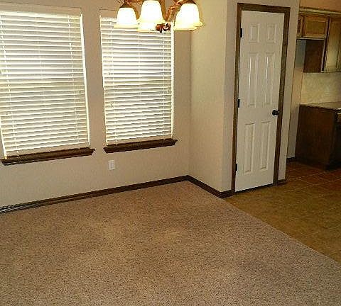 4th image of 18100 Piedra Dr