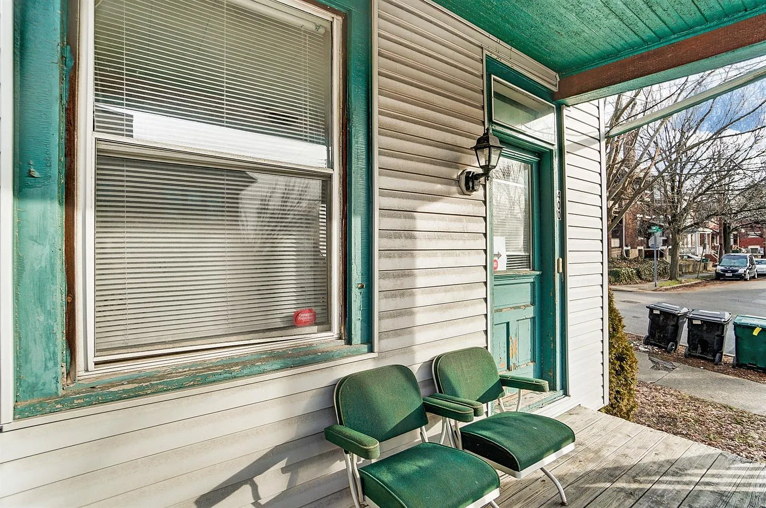 5 bed, 1921 sqft, $3,300 — Photo 3