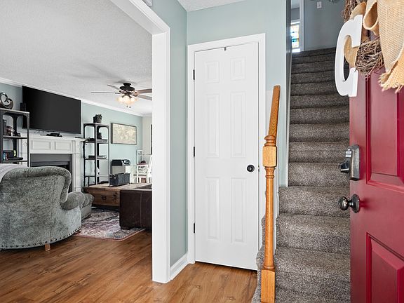 4th image of 2155 Bauling Ln