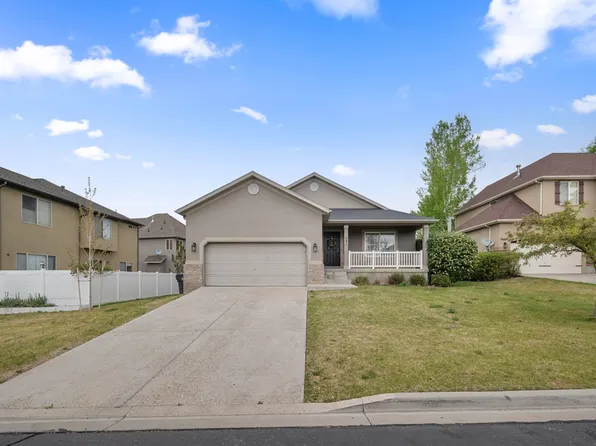 451 E Apple Grove Ln, Pleasant Grove, UT 84062