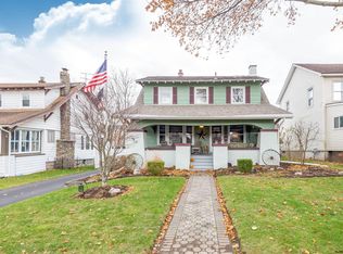 26 Tillinghast Ave, Menands, NY 12204