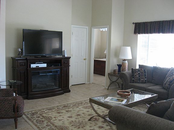 4th image of 2397 E Valencia Dr
