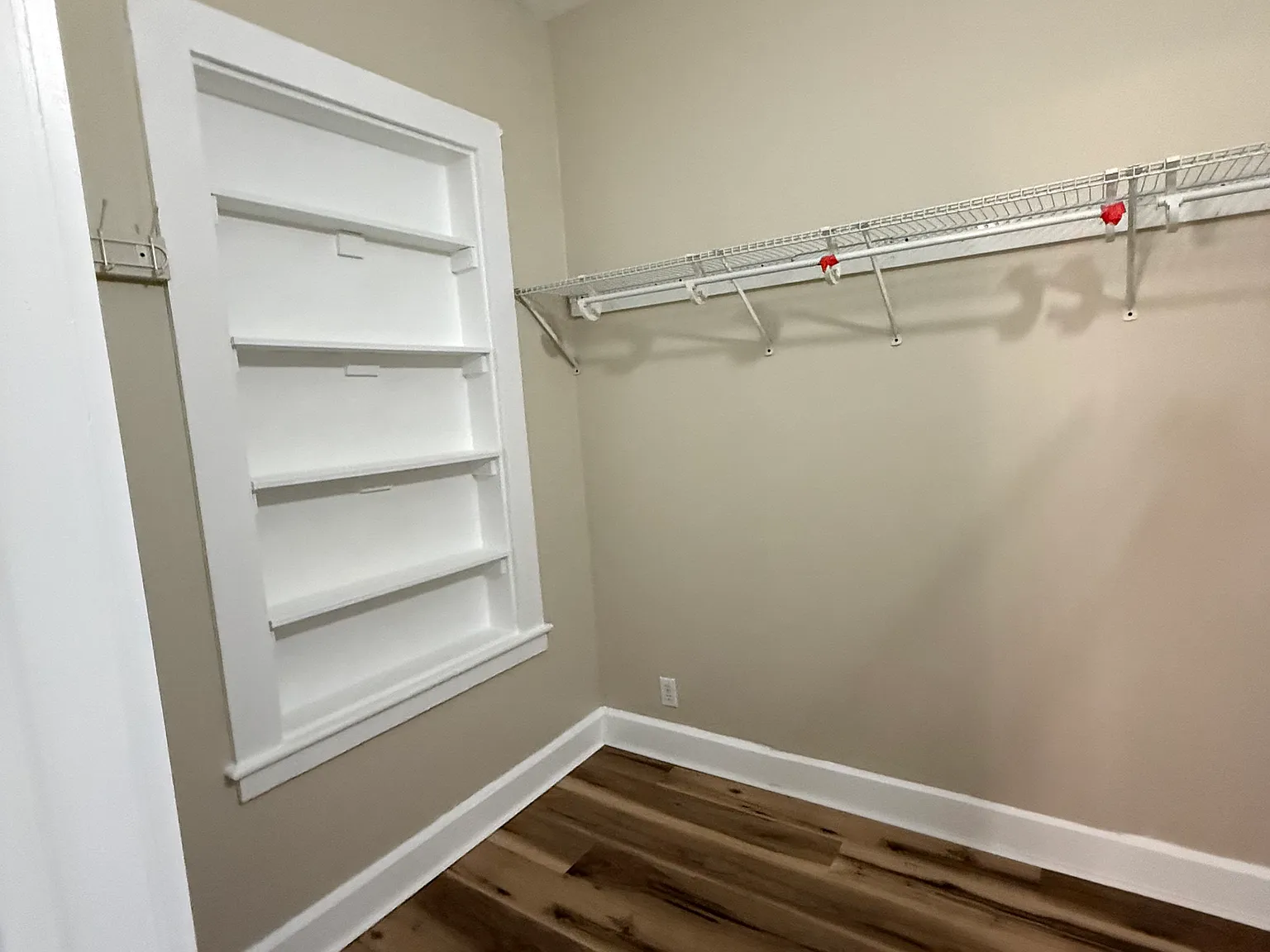 1 bed, 850 sqft, $1,495 — Photo 3