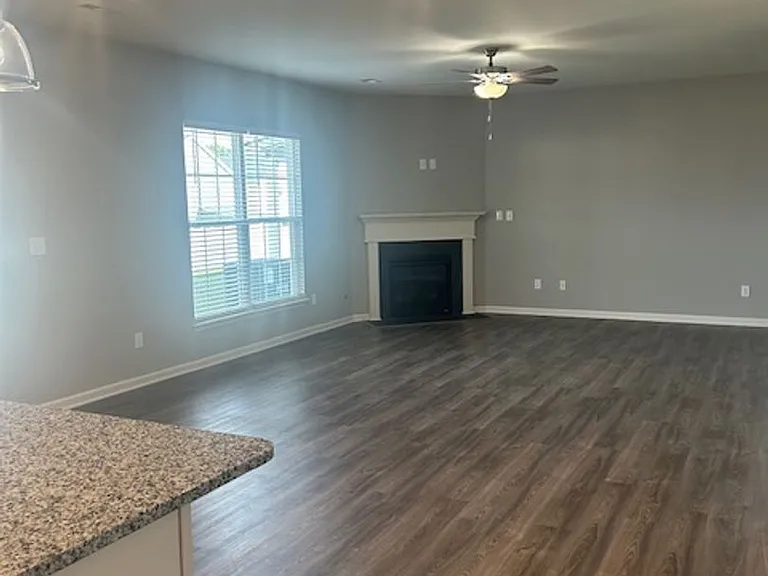 1261 Marlena Ln — Photo 13
