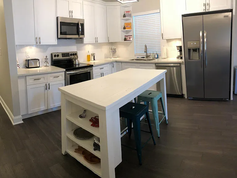 2612 Palmyra St #1 — Photo 9
