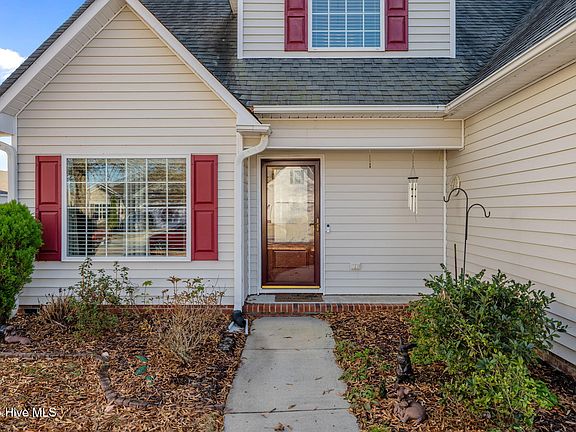 3rd image of 308 Louisia Mae Way