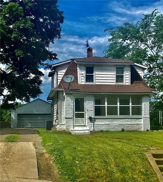 103 Elmwood Ave photo 1