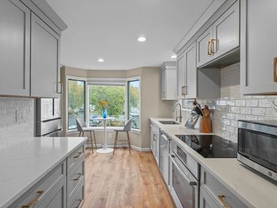 37 Constitution Ln #12, Danvers, MA, 01923