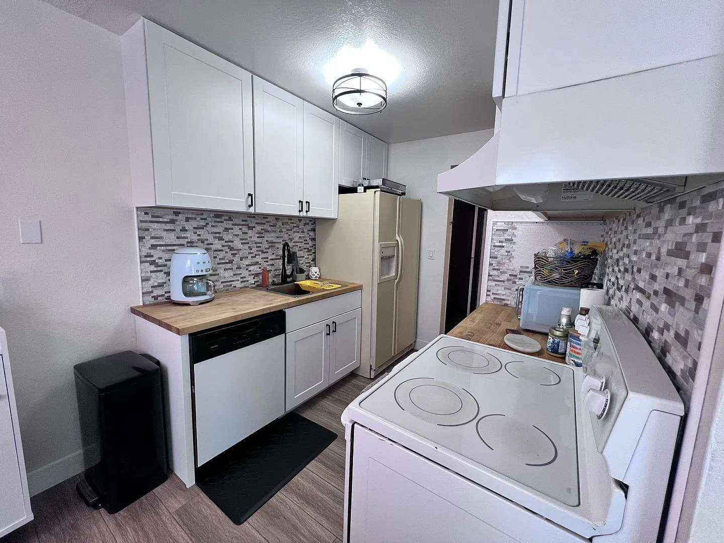 4600 Neil Rd APT 29 — Photo 2