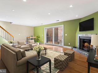 839 S American St #B, Philadelphia, PA 19147