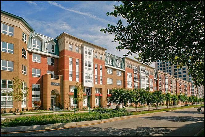 1st image of 388 Boush St Unit 402
