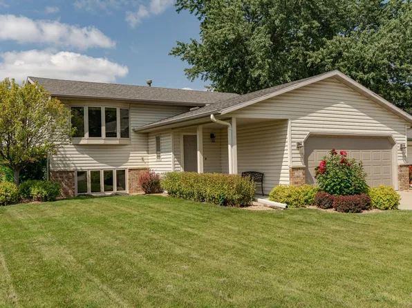 712 3rd Ave NW, Byron, MN 55920