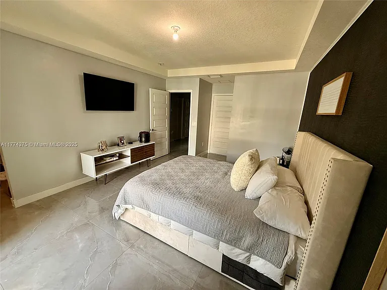 4750 NW 83rd Path — Photo 24