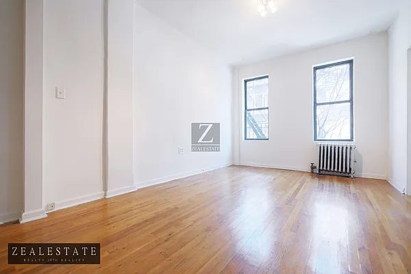 Rented by ZealEstate Group Inc | media 18