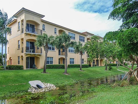 3rd image of 211 Ocean Bay Dr