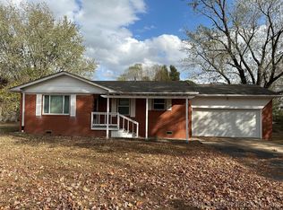 903 Lamer Ave, Tahlequah, OK 74464
